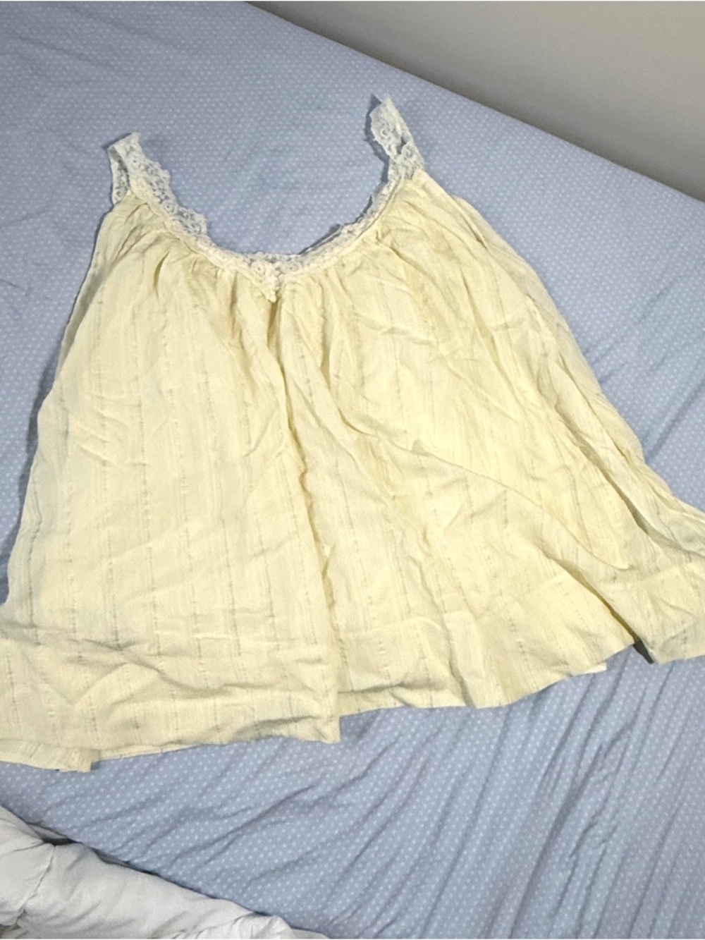 V-Neck Oversized Floral Lace Flared Mini Dress - Picture 6 of 6